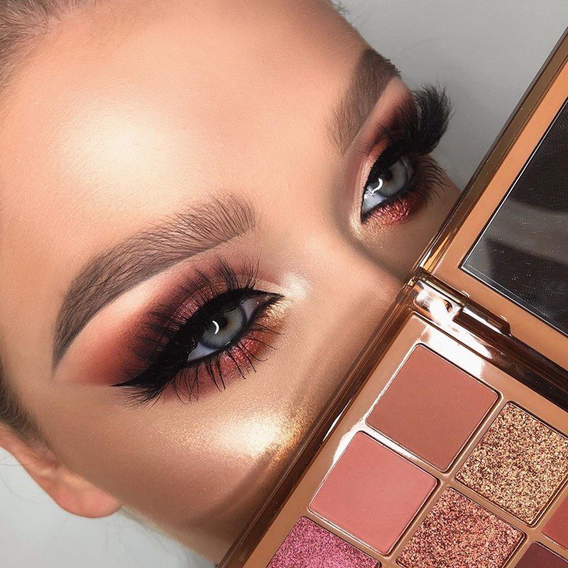 پالت سایه نود هدی بیوتی Hudabeauty nude shadow palette