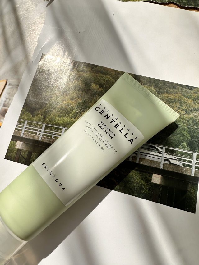 فوم بی اچ ا چای ماداگاسکار سنتلا تریکا اسکین 1004 SKIN1004 Madagascar Centella Tea Trica BHA Foam