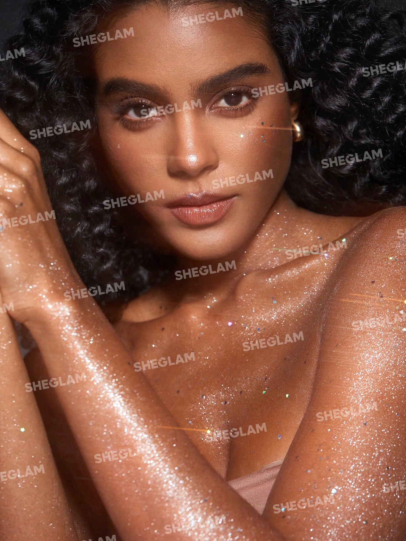 هایلایتر و ژل گلیتر بدن پارتی استارتر شیگلم Sheglam Party Starter Body Highlighter Glitter Gel