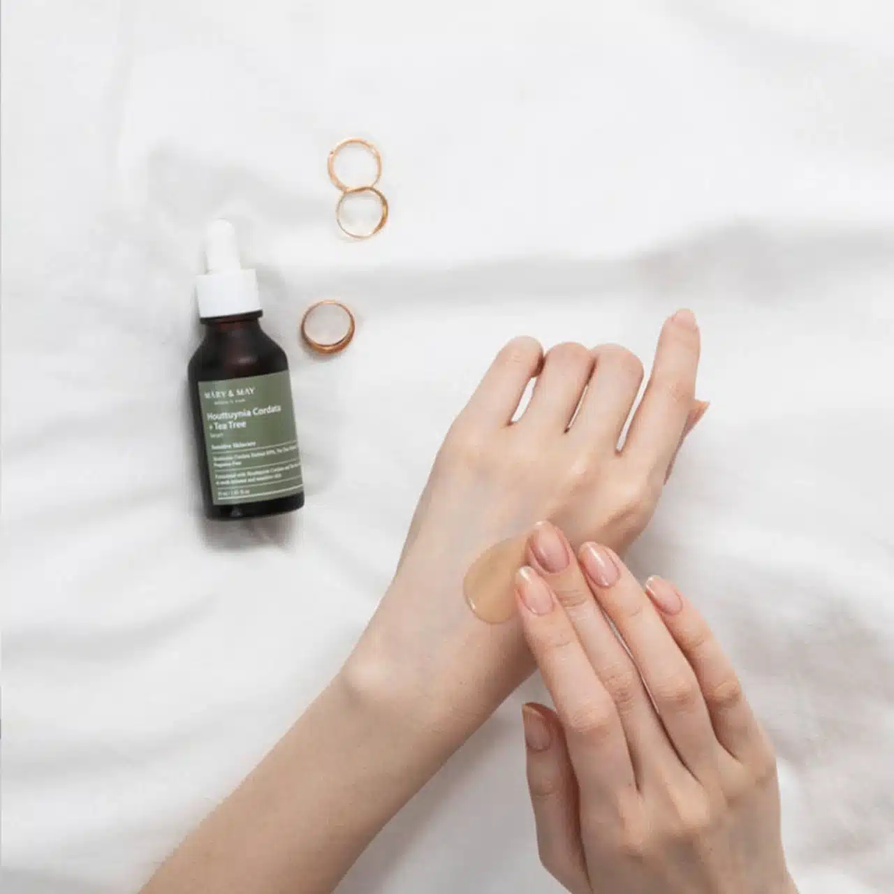 سرم منافذ درخت چای و هوتوینیا مری اند می 30 میل Mary&May – Houttuynia Cordata +Tea Tree Serum