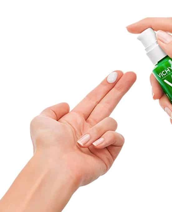 مرطوب کننده ضد لک دوگانه نورمادرم فیتوسولوشن ویشی Vichy Normaderm Phytosolution Double-Correction Moisturising Care