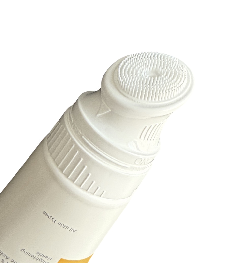 ژل شستشوی صورت ویتالیر حاوی ویتامین C حجم 200 میل Vitalayer Vitamin C Face Wash 200 ml