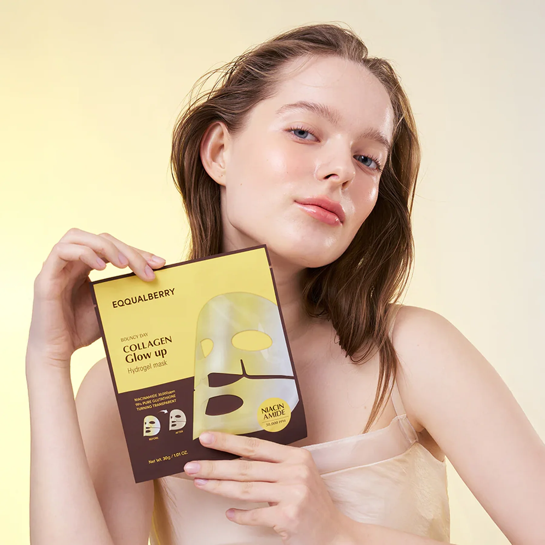 ماسک ورقه ای اکوال بری هیدروژل کلاژن گلو آپ جدا شده از پک EQQUALBERRY