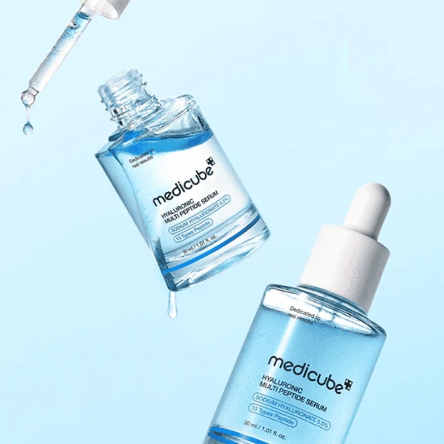 سرم آبرسان هیالورونیک اسید و مولتی پپتاید مدی کیوب حجم 30 میل MEDICUBE HYALURONIC MULTIPEPTIDE SERUM