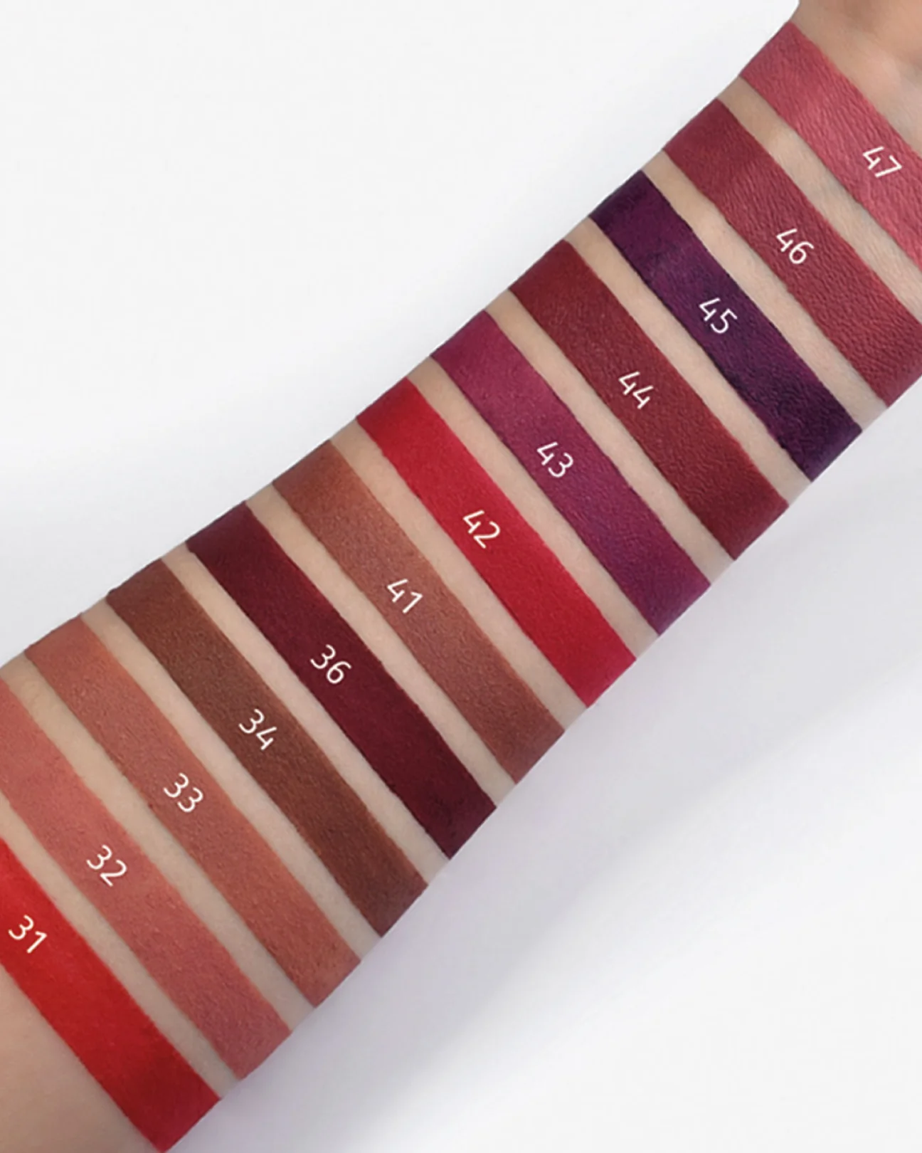 مداد لب حرفه ای آسترا در رنگ های متنوع ASTRA MAKE-UP