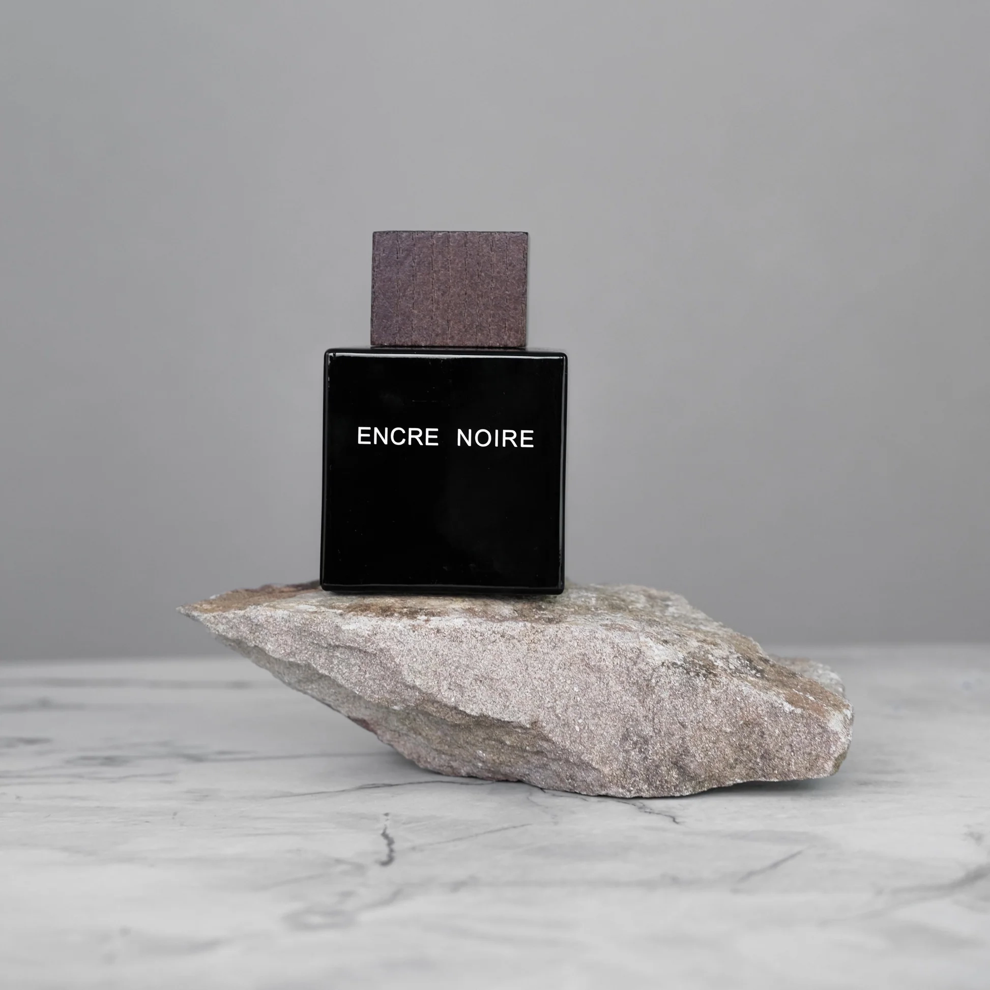 عطر ادکلن مردانه لالیک مشکی چوبی انکر نویر 100 میل | Lalique Encre Noire